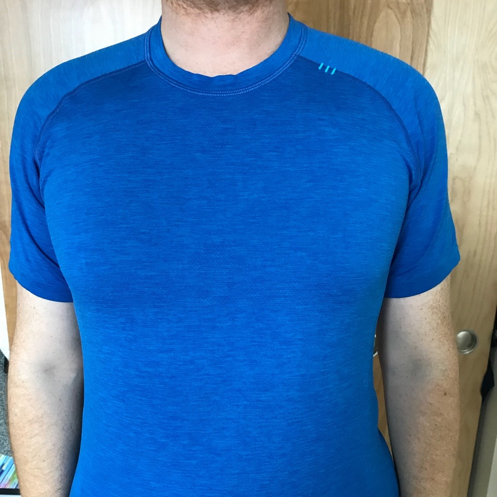 Lululemon workout tee 💪💪